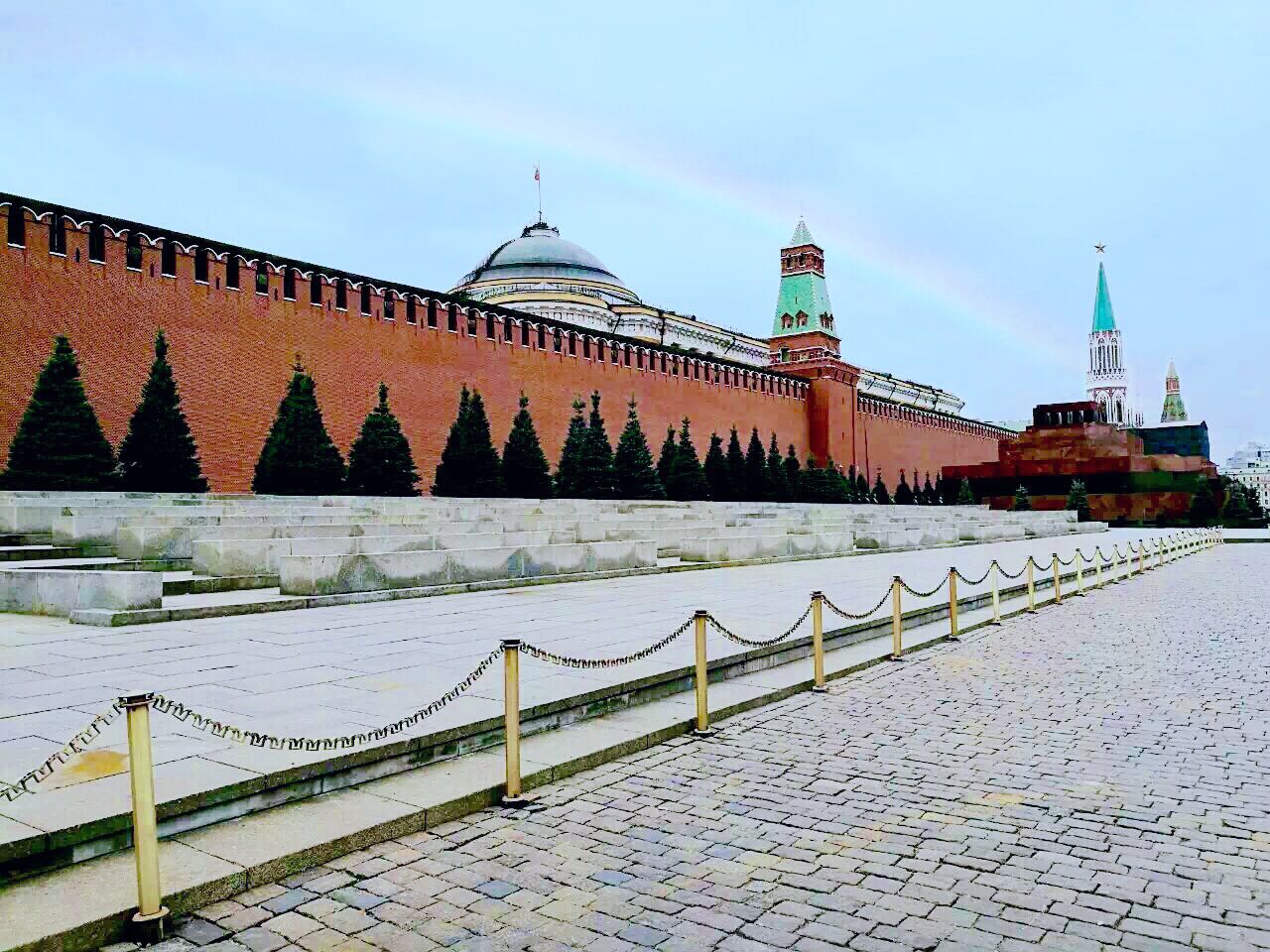 俄罗斯莫斯科+圣彼得堡8日6晚跟团游·红色俄