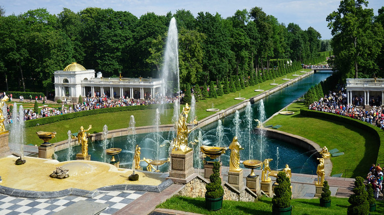 圣彼得堡+俄罗斯莫斯科州9日跟团游(4钻)·【