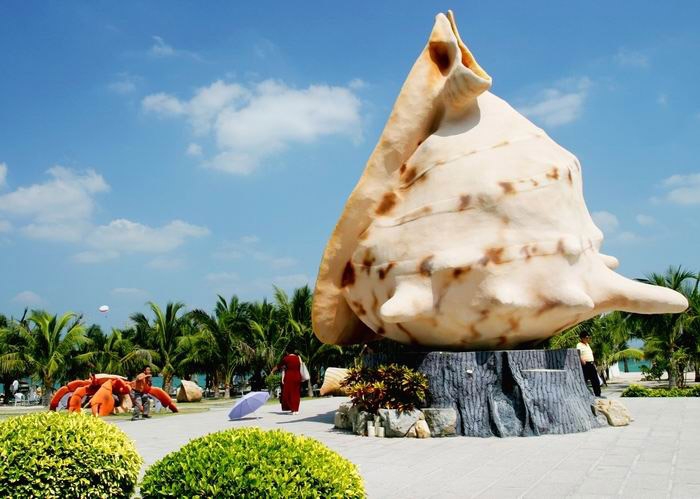 三亚碧海金沙酒店 + 三亚湾-游客休息区 + 免费