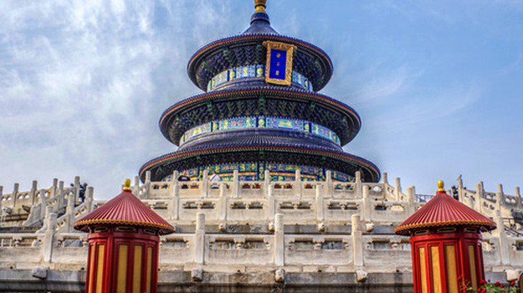 北京5日4晚私家团·咨询在线客服享优惠·人多优惠多【奢住体验 2环4钻品牌酒店 近热门景区】1单1团VIP 专车专导 畅游经典5A景点（纪念堂/国家博物馆/军事博物馆3选1）+八达岭/慕田峪长城2选1+圆明园+天坛+行程轻松可调