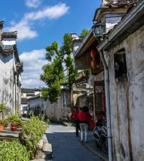 黄山风景区+西递+宏村5日4晚跟团游