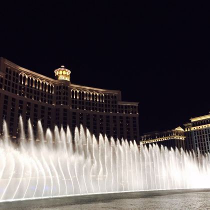 美国西海岸+洛杉矶市+旧金山+拉斯维加斯10日跟团游