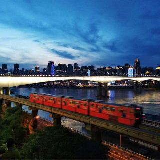 武隆城市人口_武隆城市图片(3)