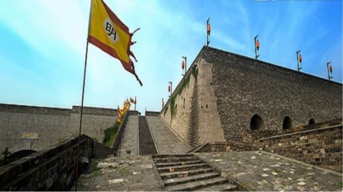 西安兵马俑+华清池+法门寺+华山+西安城墙+山