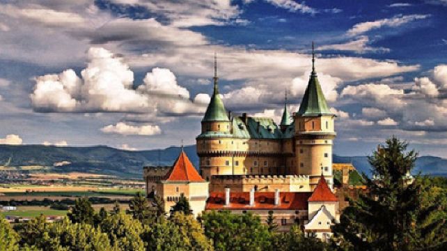 城堡排名_哈尔的移动城堡图片(2)