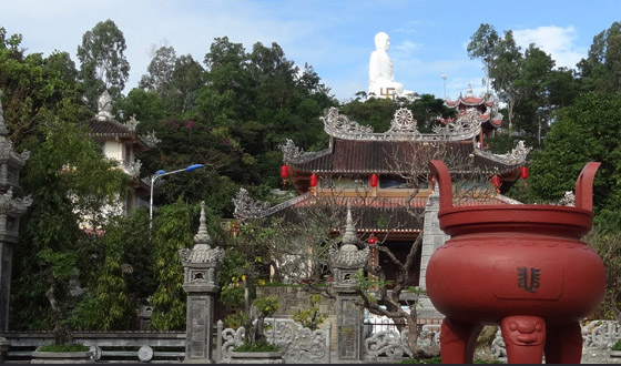 芽庄5日4晚跟团游·深海海鲜盛产地 海边4星 钟屿石岬角