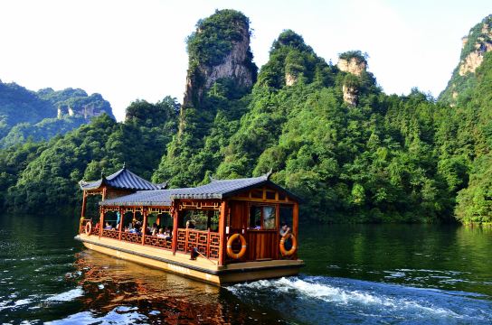 中山旅行社怎么选?从众腾旅行社看中山出发张家界旅游的完整攻略
