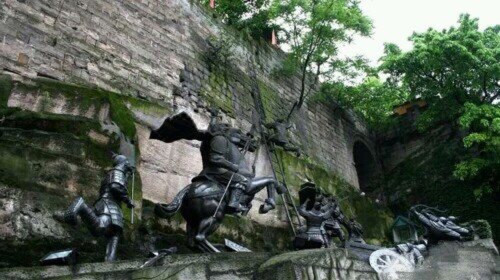 重庆重庆网景点,皇冠大扶梯+山城步道+李子坝