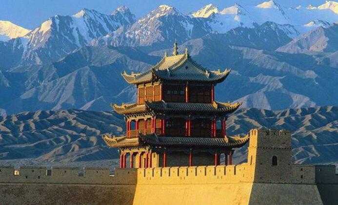 嘉峪关人口_嘉峪关城楼图片(2)