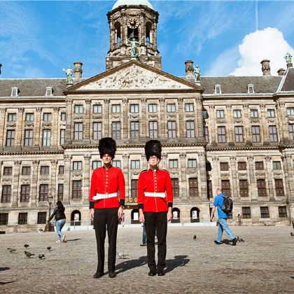 英国爱丁堡+牛津+科茨沃尔德+伦敦+温莎13日私家团