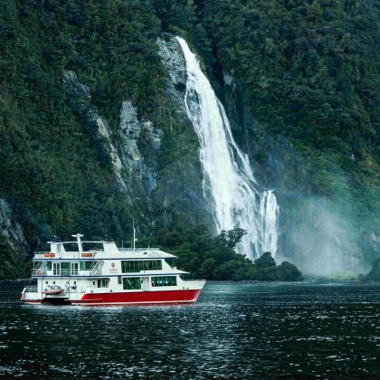 新西兰南岛+北岛12日11晚跟团游