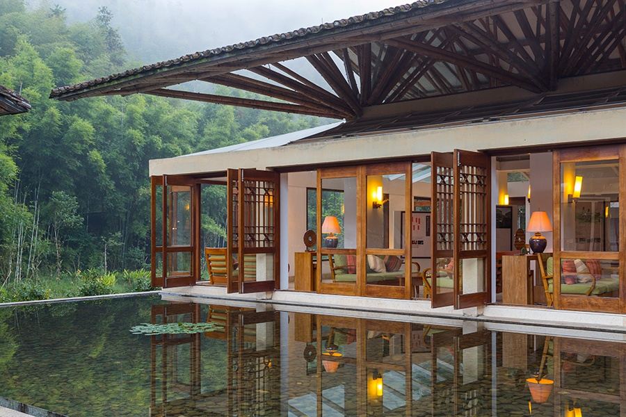 龙门十字水生态温泉度假村 十字水生态度假村·峭壁温泉·萤火虫栈道