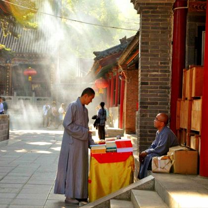 山西太原+五台山+平遥古城+山西黄河壶口瀑布旅游区+山西王家大院+晋祠博物馆5日4晚私家团