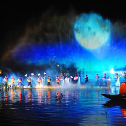 上海+苏州+杭州+无锡+南京+乌镇+迪士尼（Disney）6日5晚跟团游