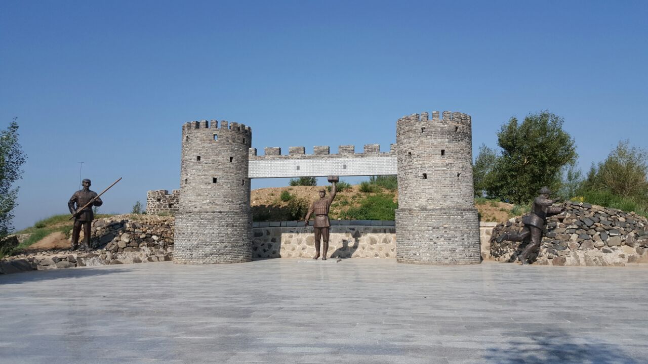张北花田草海假日酒店   草原天路/野狐岭要塞旅游区   双人早餐
