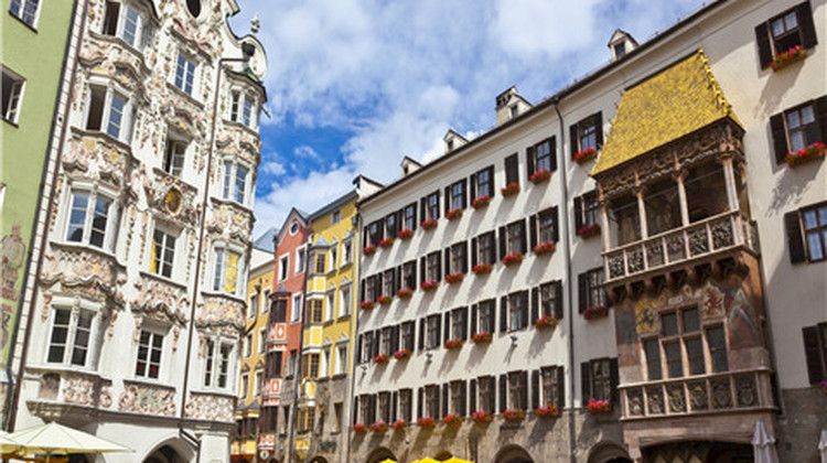 捷克+奥地利+匈牙利+波兰9日8晚私家团·5-7