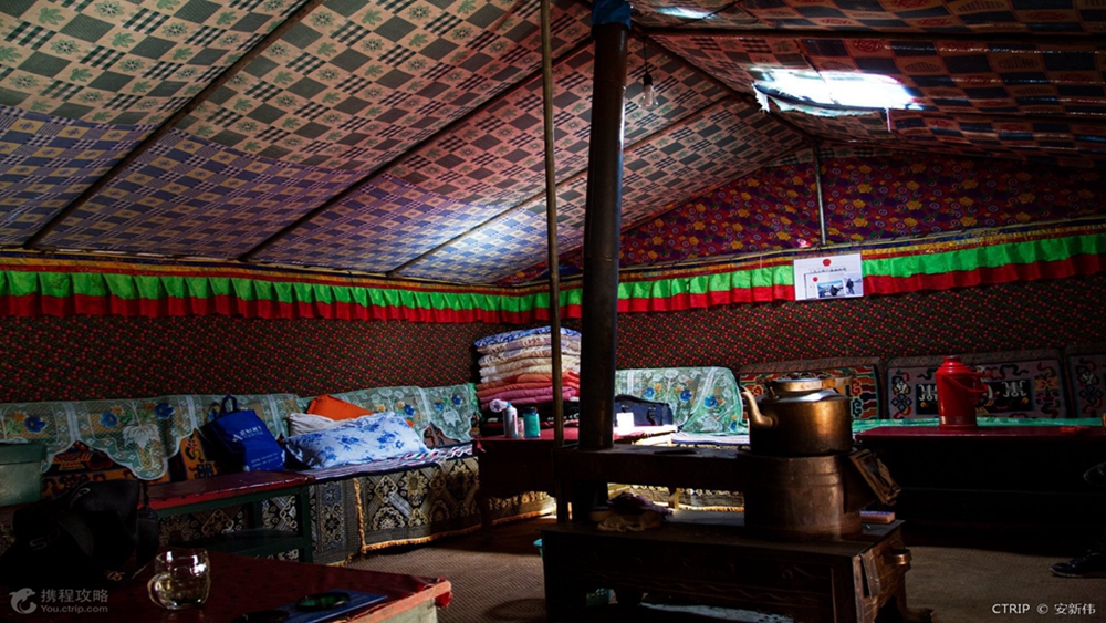 西藏拉萨+日喀则+珠峰大本营+羊卓雍措3日2晚