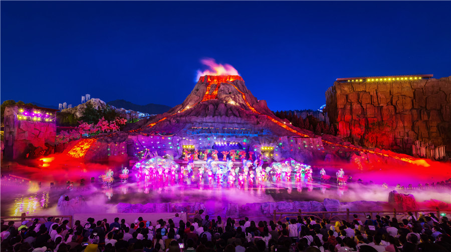 城百老汇大厦 秦王宫景区/梦幻谷景区·【春暖花开,相聚横店影视城】