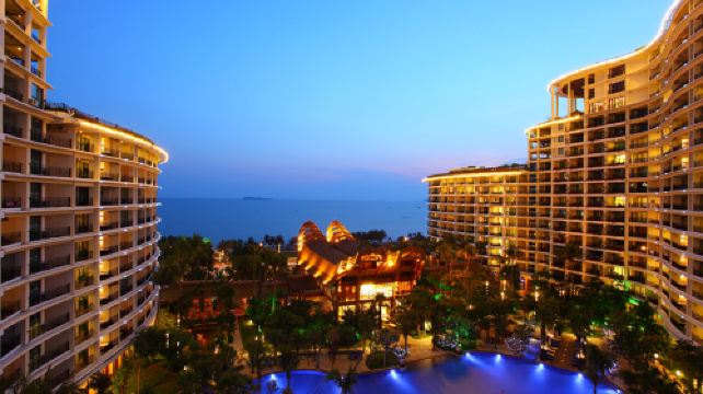  自助游>三亚 三亚湾7日6晚自由行(5钻)·海韵度假酒店【赠】海鲜自助