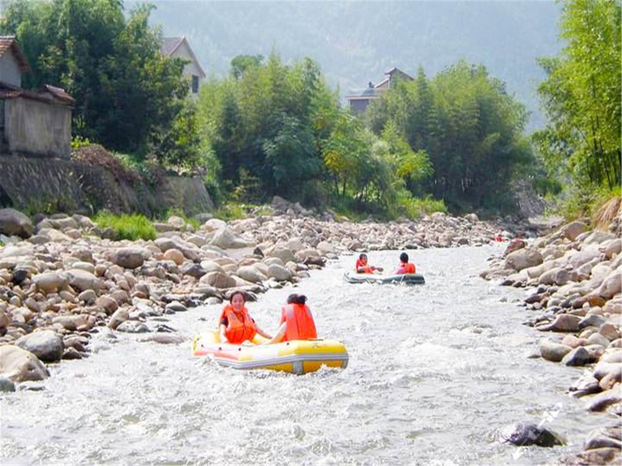 浙江临安2日1晚跟团游·龙井峡激情抢滩漂流