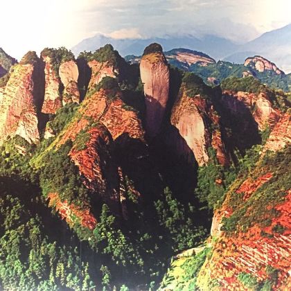 湖南长沙+橘子洲景区+韶山旅游区+郴州+东江湖旅游区+高椅岭旅游区+莽山五指峰景区+张家界国家森林公园+凤凰古城10日7晚跟团游