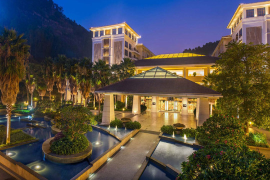 厦门 鼓浪屿4日3晚半自助游·五星酒店【赠】双早 专车接送 鼓浪屿联