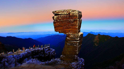 贵州贵阳+黄果树+梵净山+荔波+镇远+西江千户