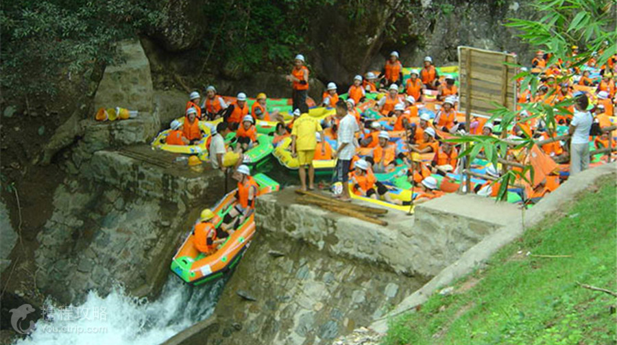 桂林十二灘漂流