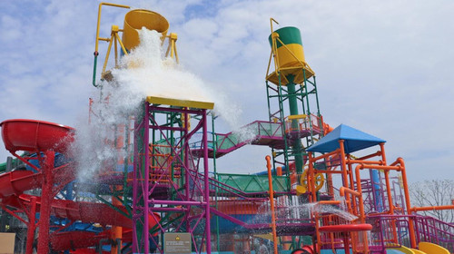 江苏省苏州市吴江区苏震桃公路东太湖生态旅游度假区 p>苏州湾梦幻水