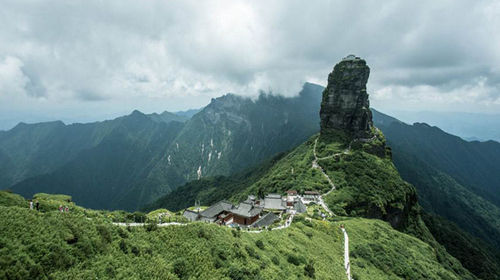 旅游圣地中国贵州铜仁的梵净山 35020y000000mgg4k1D2D_C_500_280_Q80.jpg