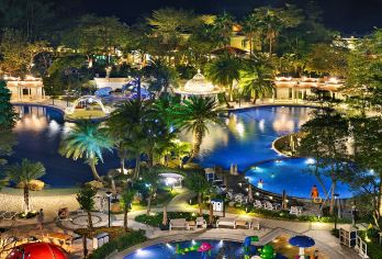 广东东莞塘厦三正半山酒店温泉一日游【公司团建 集体出游方案】【[团队出游]您是否需要策划一场完美的公司旅行，快点击客服咨询吧】