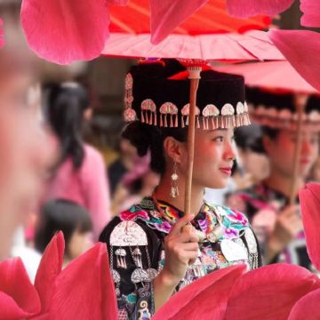 矮寨大桥+天问台+德夯大峡谷一日游【德夯苗寨/纯玩团无购物】