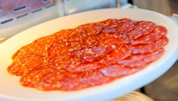 济南索菲特银座大饭店银顶旋转西餐厅自助餐\/