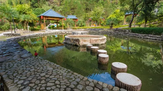 廣東第一峰旅遊風景區