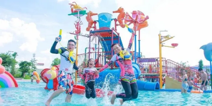 空港威龍水上樂園