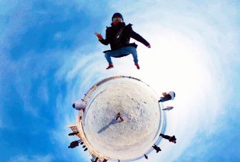 青海湖+茶卡盐湖一日游【包车+随走随停+土著领队】【私家团一单一团、市区内上门接送，出发时间晚，路上美景随走随停！】