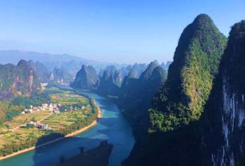 阳朔相公山景区直通车【相公山下午班专线】【登顶俯瞰“漓江第一湾”感受“桂林山水甲天下”，慕名前来的摄影爱好者无数。】