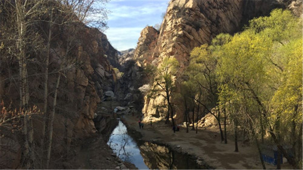 北京昌平香屯村一日游踏青徒步大云峡谷体验山野乐趣无门票