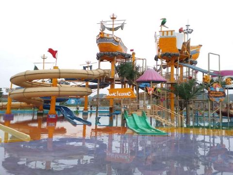 凤垚香谷水世界