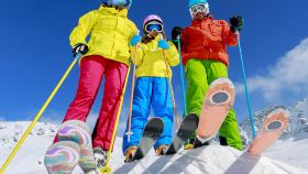 北京南山滑雪场一日游【全天畅滑-交通+雪票+单/双雪板雪鞋雪仗】