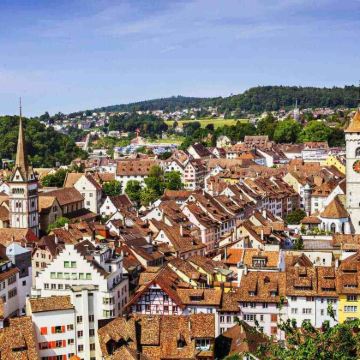 瑞士沙夫豪森莱茵瀑布拉珀斯维尔-约纳一日游中文包车酒店接送