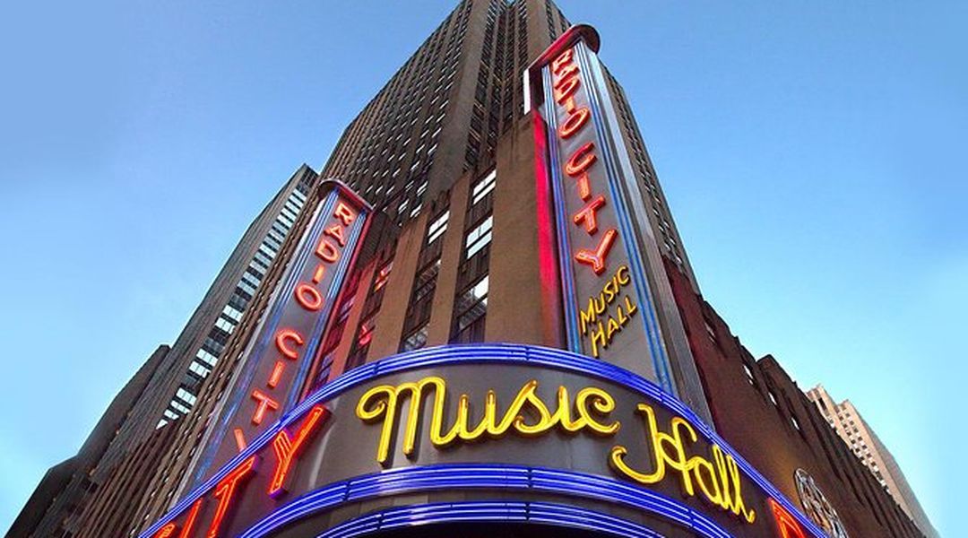 Nyc Radio City Music Hall Stage Door Tour Trip Com