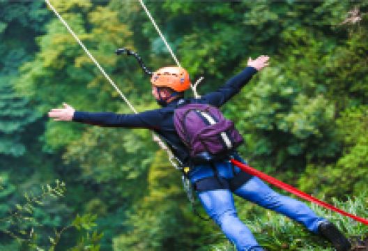 猴耳天坑·极限酷玩公园景点图片