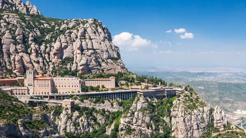 西班牙蒙特塞拉特半日游【宗教圣地 巴塞罗那