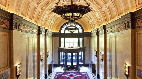 【重温上世纪30年代繁华上海滩】上海和平饭