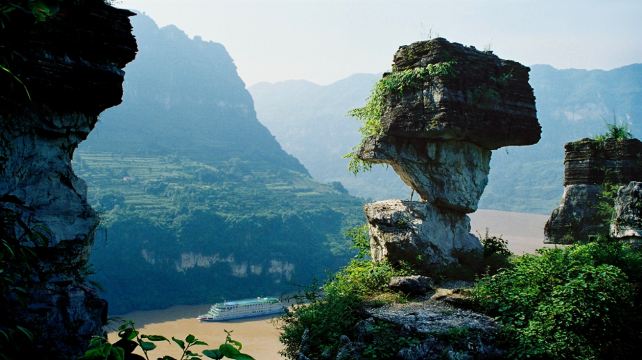 三峡人家-灯影石