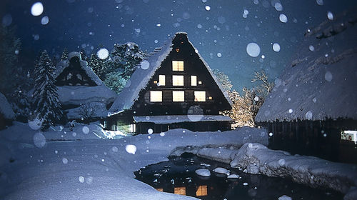 日本岐阜县白川乡合掌村点灯夜景 飞驒高山古街一日游 含2餐 线路推荐 携程玩乐