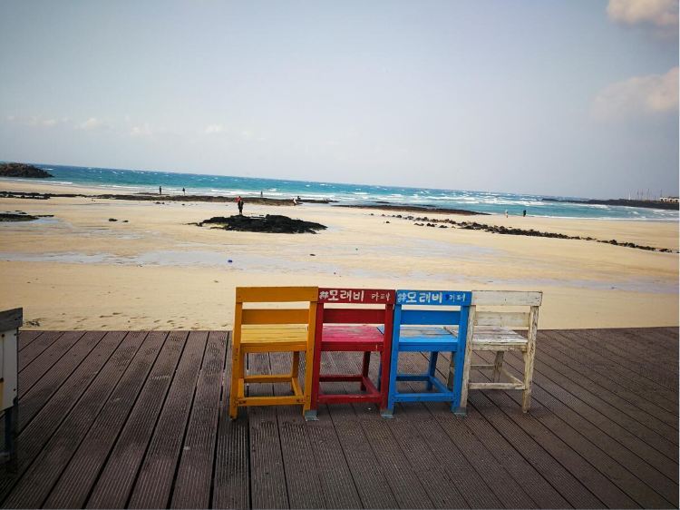 Woljeongri Beach (Known for picturesque scenery and café culture)