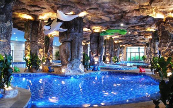 海口观澜湖新城观澜湖火山岩矿温泉主题公园一日游赠送观澜湖新城星美