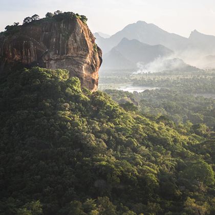 斯里兰卡狮子岩+丹布勒石窟一日游